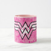 Wonder Woman Pink Comic Book Collage Logo Tasse (Zentrum)