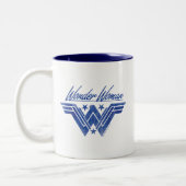 Wonder Woman Stacks Symbol Zweifarbige Tasse (Links)