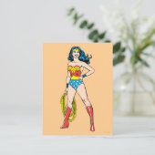Wonder Woman Stehend Postkarte (Stehend Vorderseite)
