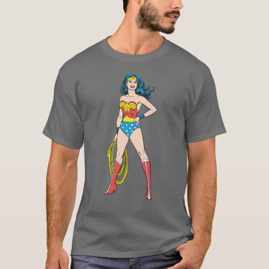 Wonder Woman Stehend T-Shirt (Vorderseite)
