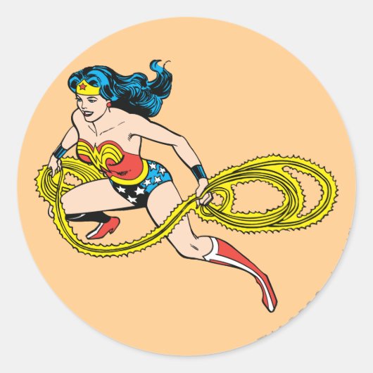 Wonder Woman Swinging Lasso Links Runder Aufkleber (Vorderseite)