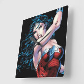 Wonder Woman Swinging Sword Quadratische Wanduhr (Winkel)