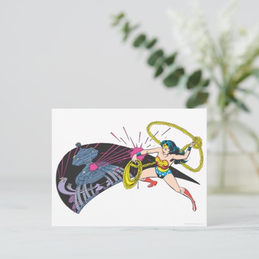 Wonder Woman vs Robot Postkarte (Stehend Vorderseite)