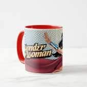 Wonder Woman Wearing Cape Tasse (Vorderseite Links)