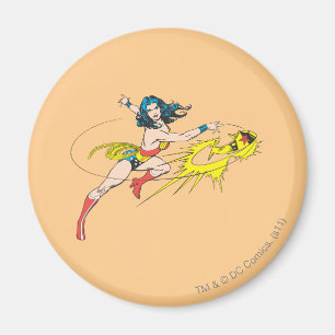 Wonder WomanThrows Crown Magnet