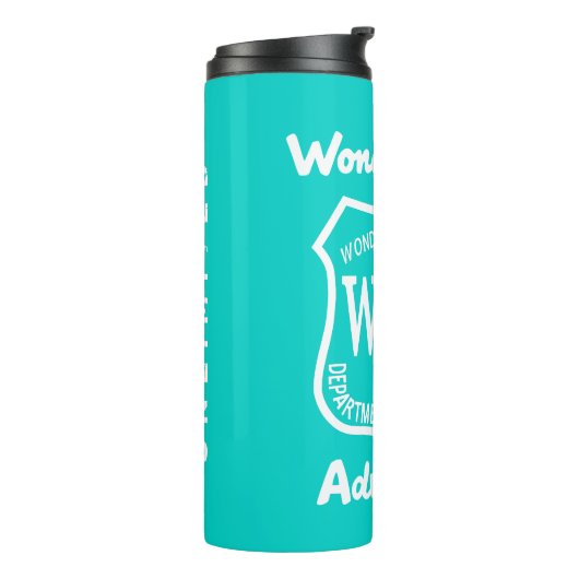 Wonderhussy Adventures Wüste Abzeichen Aquamarin Thermosbecher (Nach links gedreht)