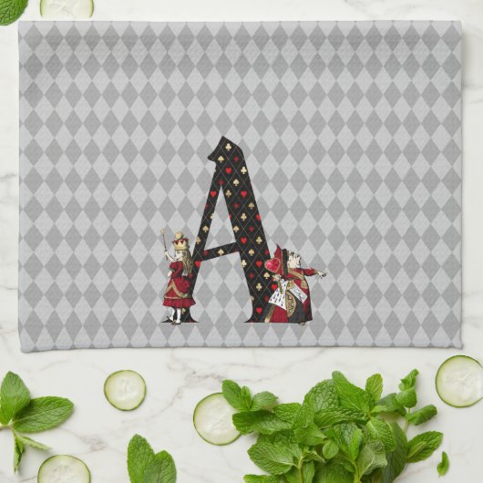 Wonderland Alice & Queen of Hearts Letter A Geschirrtuch (Gefaltet)