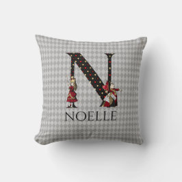 Wonderland Alice & Queen of Hearts Letter N Kissen