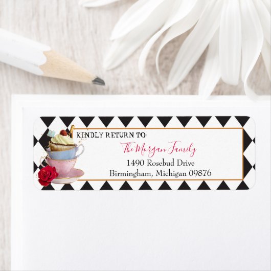 Wonderland Mad Tea Party Tea Cups Adresse (Insitu)