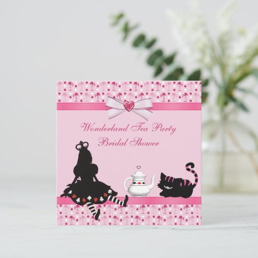Wonderland Tee Party Rosa Flamingos Brautparty Einladung (Stehend Vorderseite)