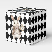 Wonderland with Black White Diamonds Birthday Geschenkschachtel (Vorderseite)