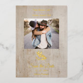 Wood Effect Rustic Dragonfly Couple Foto Folieneinladung (Vorderseite)