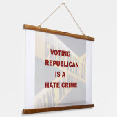 Wood Topped Wall Tapestry Wandteppich Mit Holzrahmen (Gewinkelt)