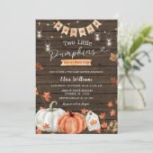 Wood Two Little Pumpkins sind auf dem Weg Einladung (Stehend Vorderseite)