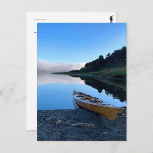Wooden Kayak am Dawn Beach Postkarte (Vorne/Hinten)