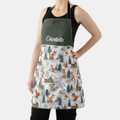 Woodland Animals and Rustic Cabins in the Snow Schürze (InSitu)