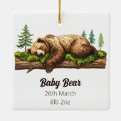 Woodland Bär Birth Stats Baby's First Christmas Keramikornament (Rückseite)