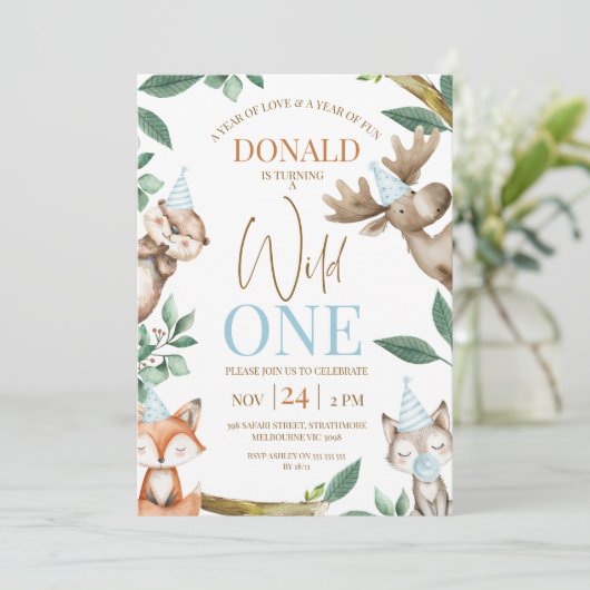 Woodland Blue Wild 1. Geburtstag Einladung (Stehend Vorderseite)