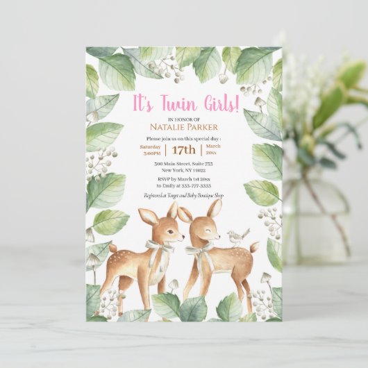 Woodland Deer Floral Twin Girls Babydusche Einladung (Stehend Vorderseite)