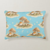 Woodland Robin & Mushroom Watercolor Pattern Dekokissen (Vorderseite)