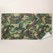 Woodlands Camouflage Outdoorsman-Geschenk Strandtuch (Vorderseite)