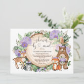 Woodlandtiere Lila Blumenbabwdusche per Post Einladung (Stehend Vorderseite)