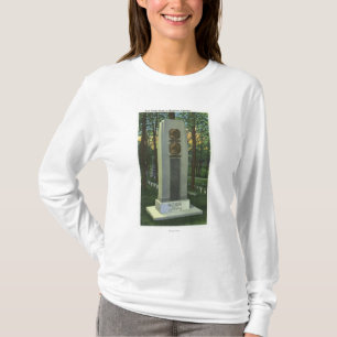 Woodlawn Friedhof, Mark- Twaingrabstein-Szene T-Shirt