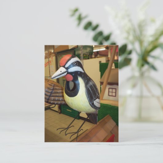Woodpecker Birdhouse Postkarte (Stehend Vorderseite)