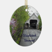 Woodstock überdachte Brücke, Vermont Keramik Ornament (Rechts)