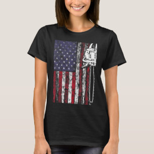 Woodworker Chainsaw Wood Logger Us Flag Lumberjack T-Shirt