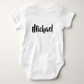 Woof! Personalisierter Dekortext Baby Strampler (Rückseite)