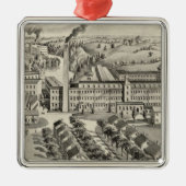 Woolen Mühlen Sawyers Ornament Aus Metall (Vorne)