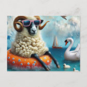 Wooly Sheep genießt Schwimmen in einem See Postkarte (Vorderseite)