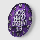 Work Hard Dream Big Office Purple Große Wanduhr (Winkel)