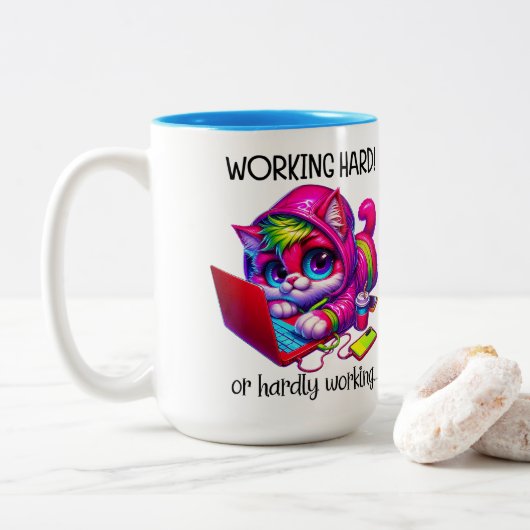 Work Hard  Zweifarbige Tasse (Mit Donut)