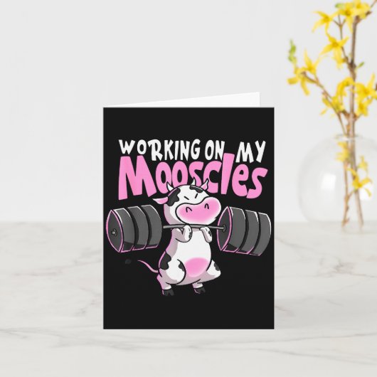 Working On My Mooscles Funny Gym Cow Weightlifting Karte (Gelbe Blume)