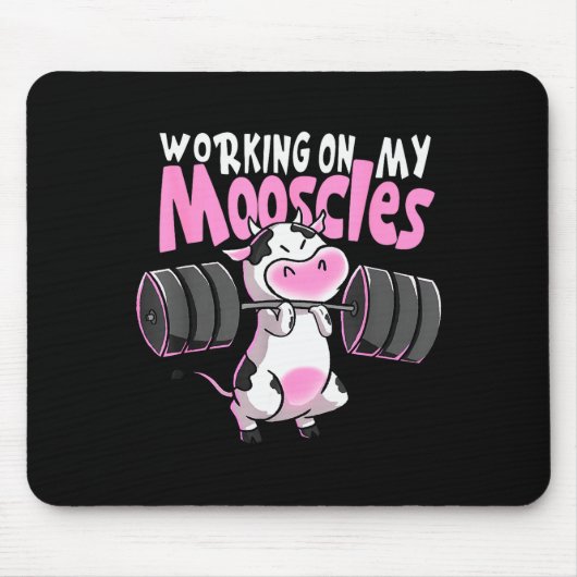Working On My Mooscles Funny Gym Cow Weightlifting Mousepad (Vorne)
