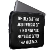 Workout Spaß - Körper und Gesicht - Funny Novelty Laptopschutzhülle (Vorne Rechts)