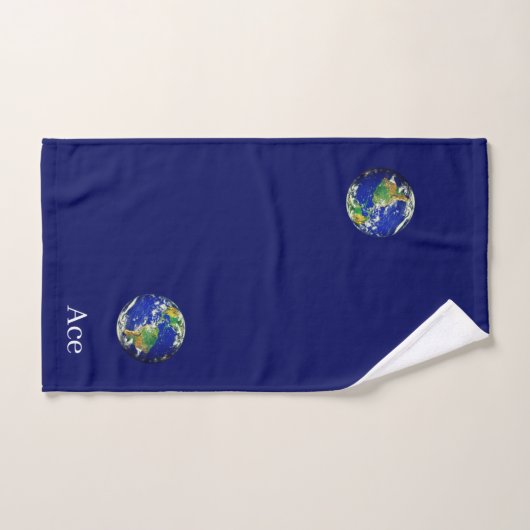 World Globe & Text über Navy Blue Badhandtuch Set (Handtuch)