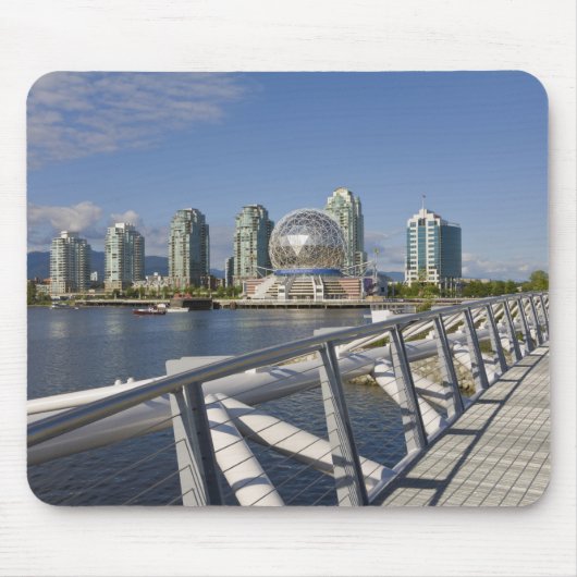 World of Science, Vancouver, British Columbia, 2 Mousepad (Vorne)