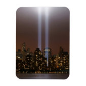 World Trade Center Tribut im Licht in New York. Magnet (Vertikal)