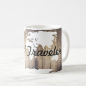 World Traveller White World Map Rustic Wood Kaffeetasse (VorderseiteRechts)