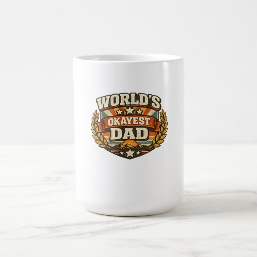 Worlds Okayest Dad T-Shirt Kaffeetasse (Mittel)