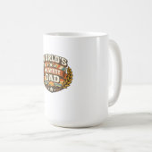 Worlds Okayest Dad T-Shirt Kaffeetasse (VorderseiteRechts)