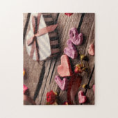 Wort-Liebe mit Geschenk Herzgeformtem Valentines Puzzle (Vertikal)
