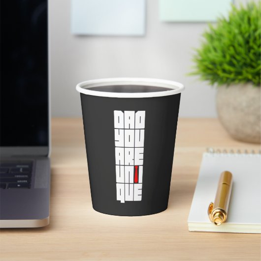 Worte Vater Sie sind einzigartig Pappbecher (InSitu)