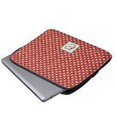 Woven Red Rattan auf Custom Cream mit Monogram Laptopschutzhülle (Vorne Knopf)