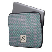 Woven Silver Rattan auf Custom Aquamarin mit Monog Laptopschutzhülle (Vorderseite Links)