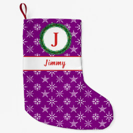 Wraath Monogram - Ihr Name Lila weiße Schneeflocke Kleiner Weihnachtsstrumpf