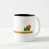 Wrangell-St. Elias Nationalpark Pine Trees Zweifarbige Tasse (VorderseiteRechts)